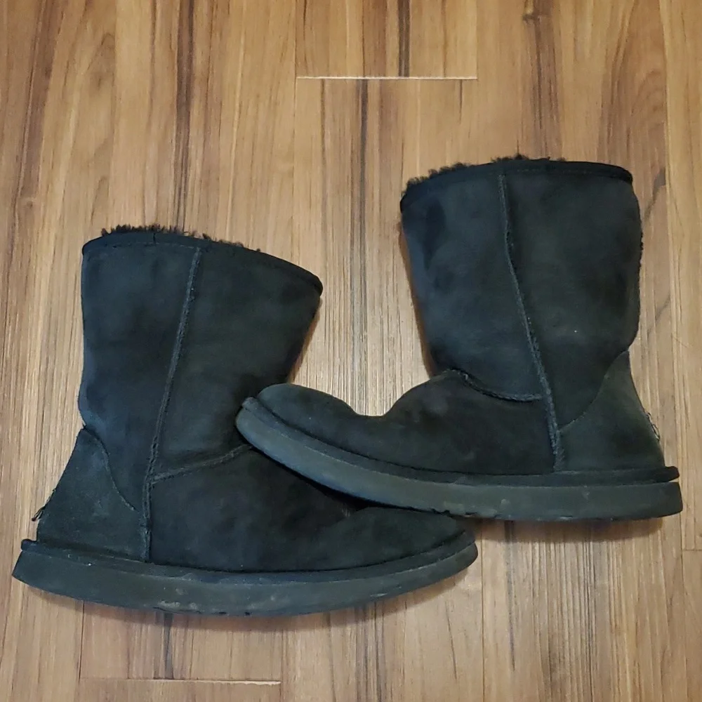Ugg boots women's size 8 - Picture 3 of 8